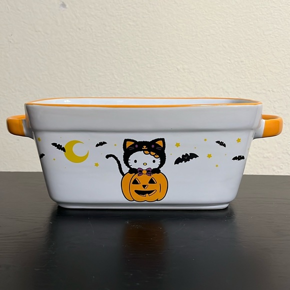 Hello Kitty Halloween Zrike Brands Baking Bread Dish Black Cat 10” x 4” NEW - Picture 2 of 5